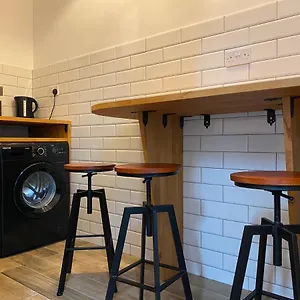 Апарт-отель Queen Street Boutique