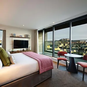 The Resident - Newly Open Edimburgo