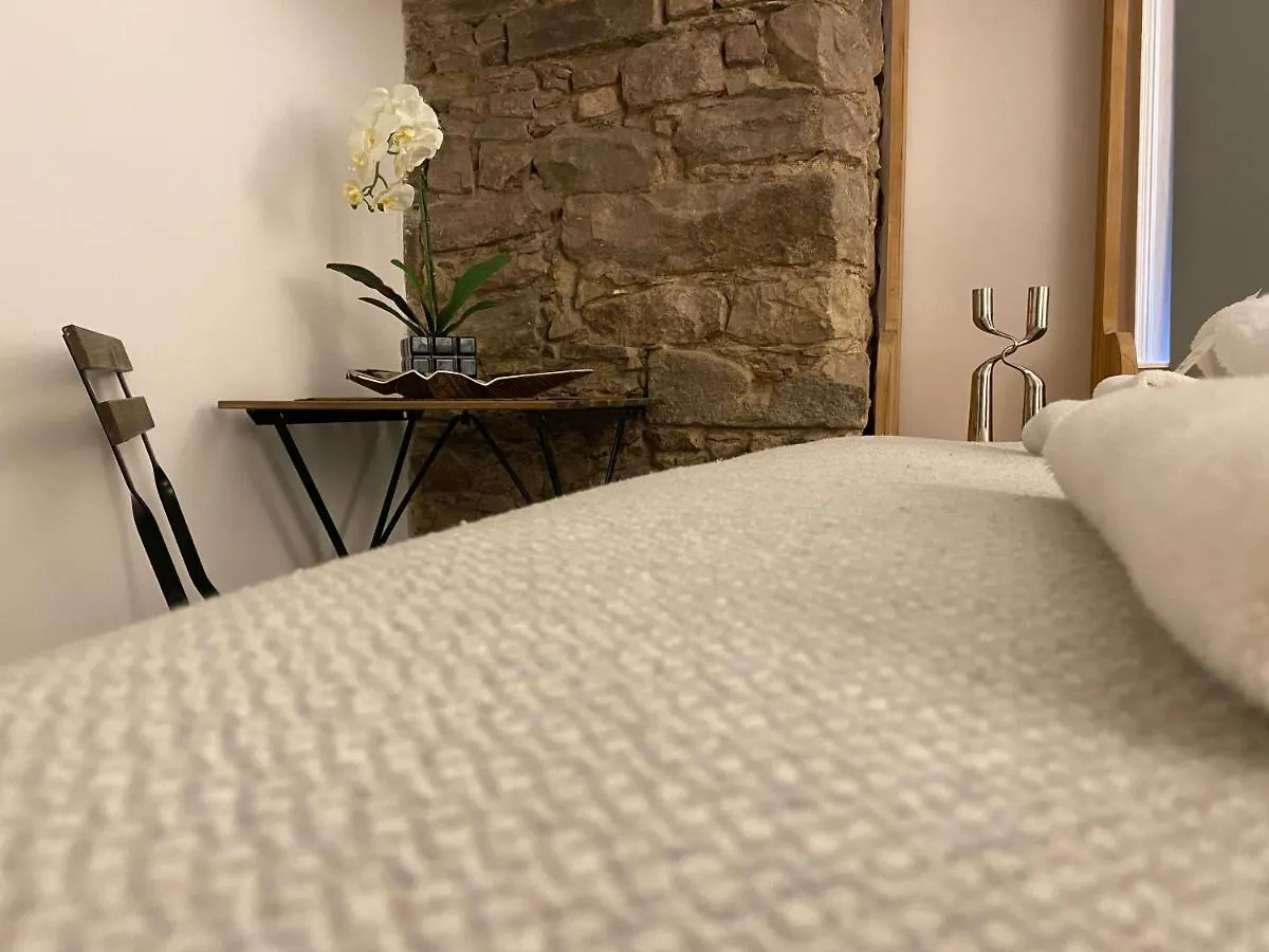 Aparthotel Royal Mile Balconies By The Castle Edimburgo 5*,  Reino Unido